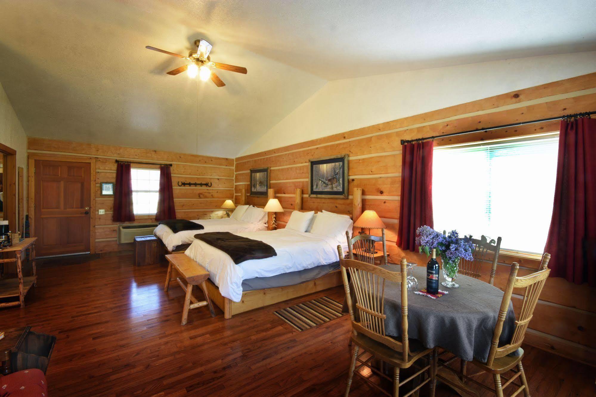Bad Rock Bed And Breakfast Inn Columbia Falls Exterior photo