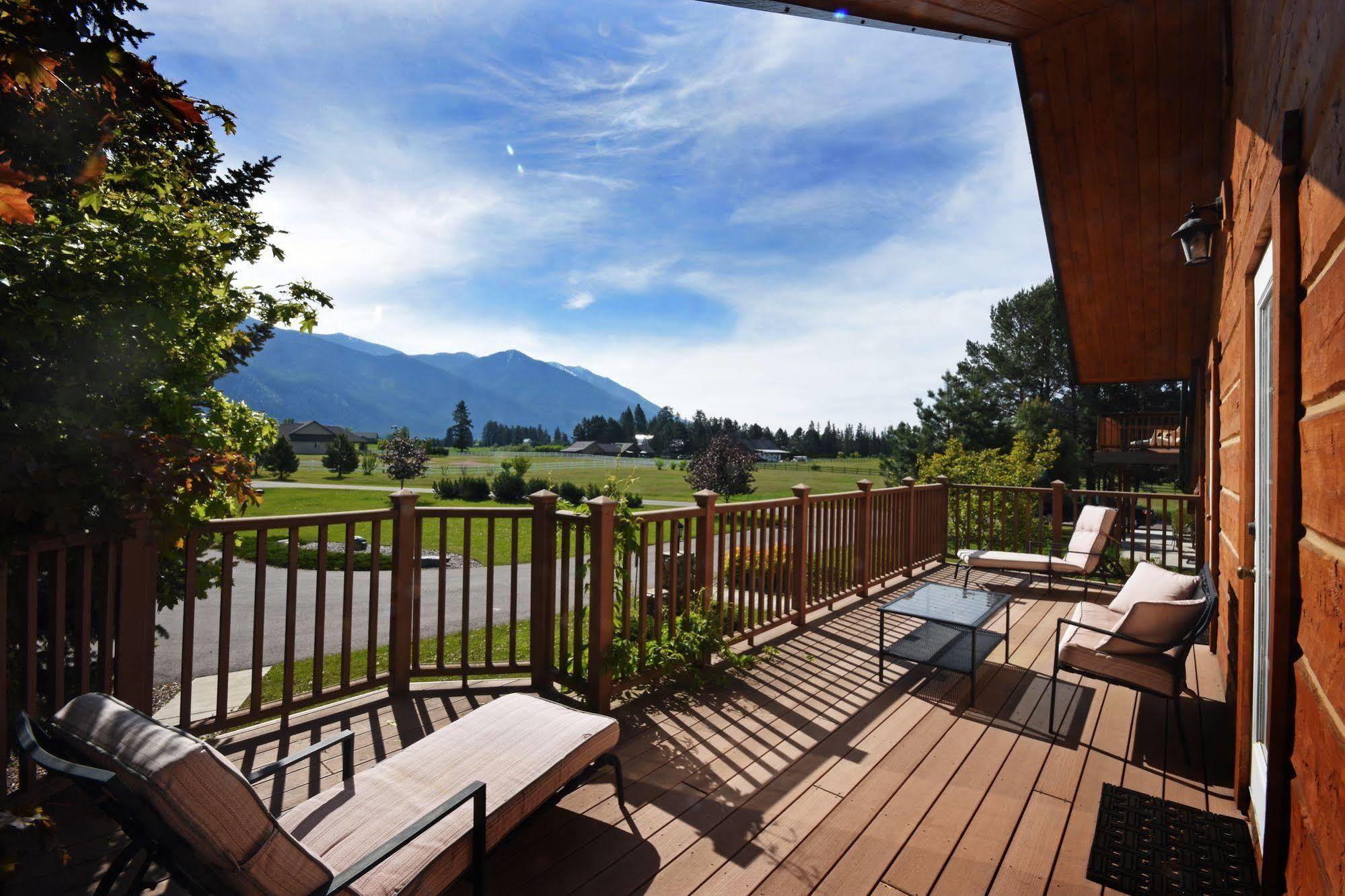 Bad Rock Bed And Breakfast Inn Columbia Falls Exterior photo